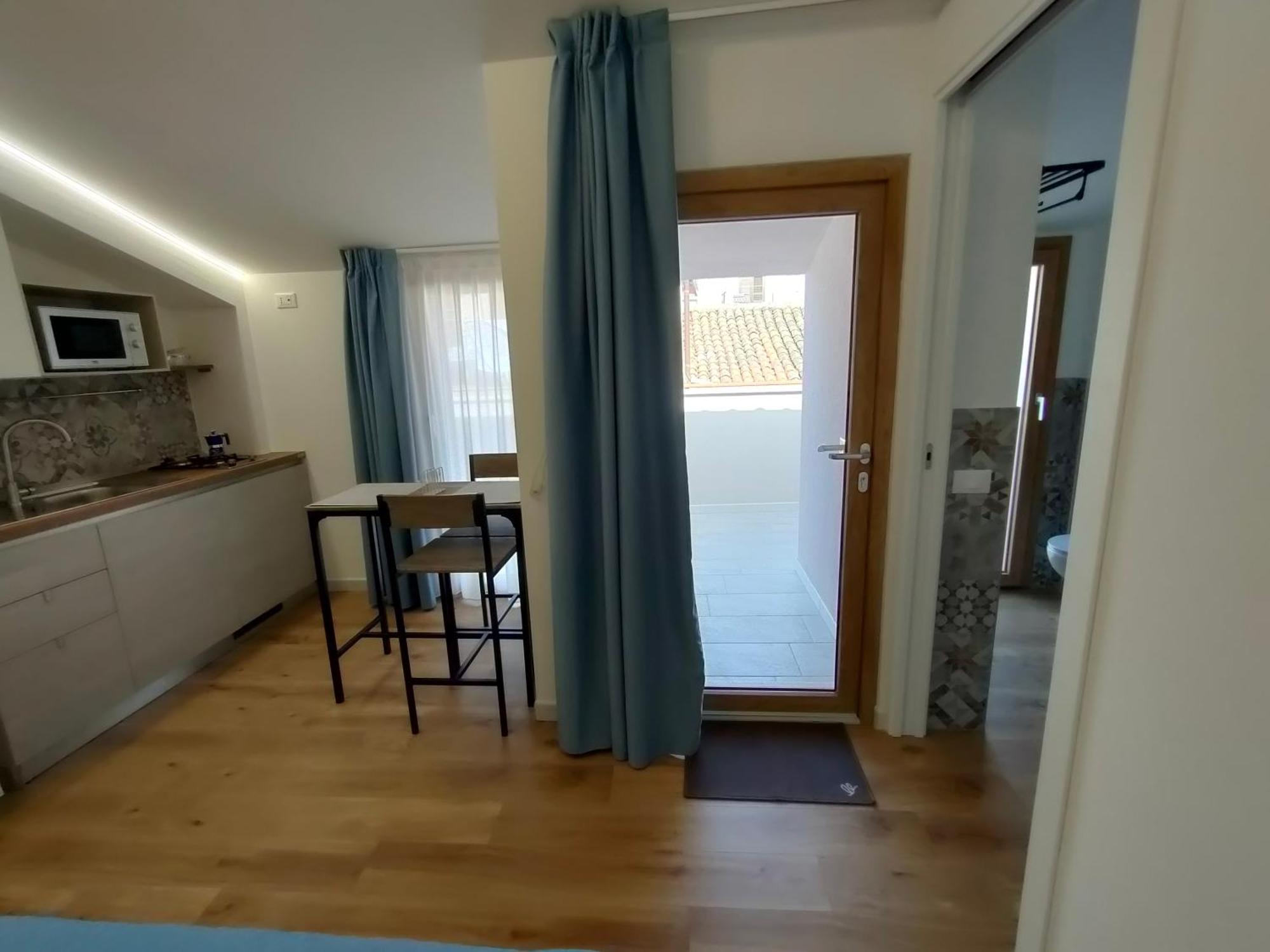 קאסטלמארה דל גולפו Dh Studio Apartments מראה חיצוני תמונה