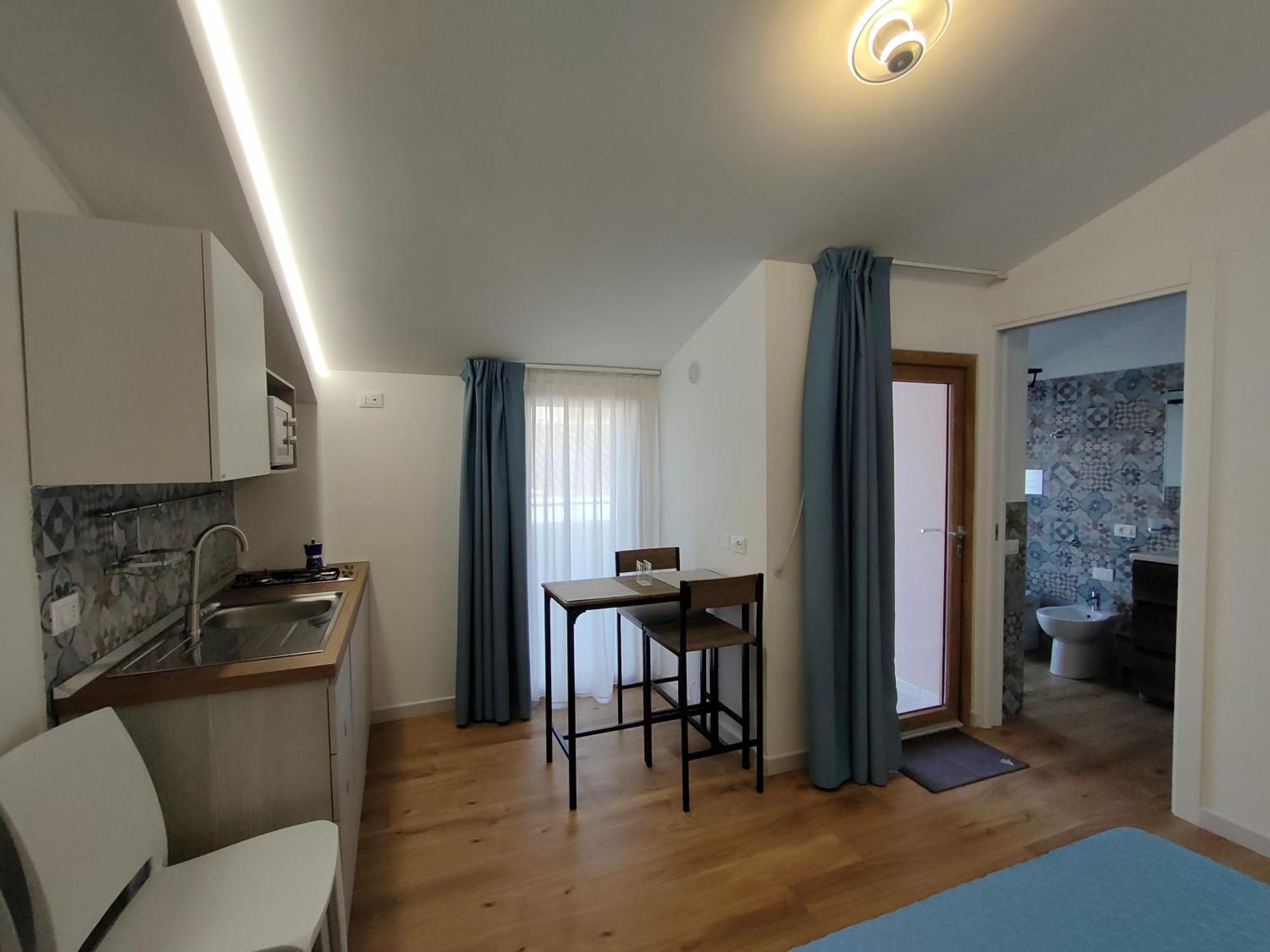 קאסטלמארה דל גולפו Dh Studio Apartments מראה חיצוני תמונה